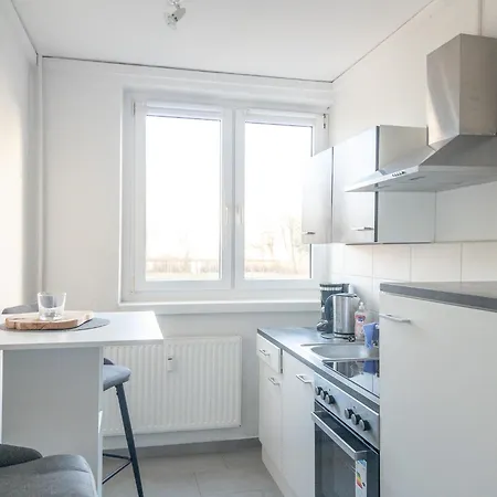 3 Zimmer, Balkon, Einzelbetten, Kueche Magdeburgo Exterior foto