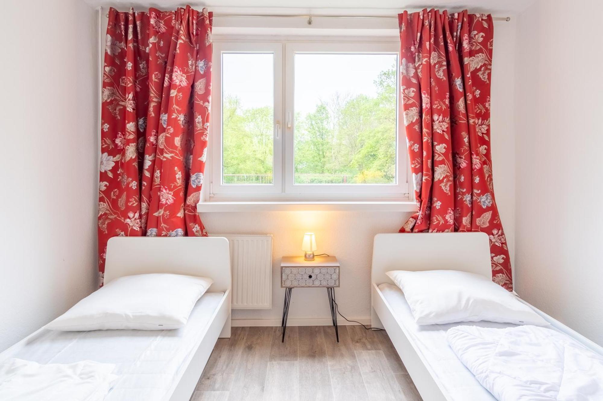 3 Zimmer, Balkon, Einzelbetten, Kueche Apartment